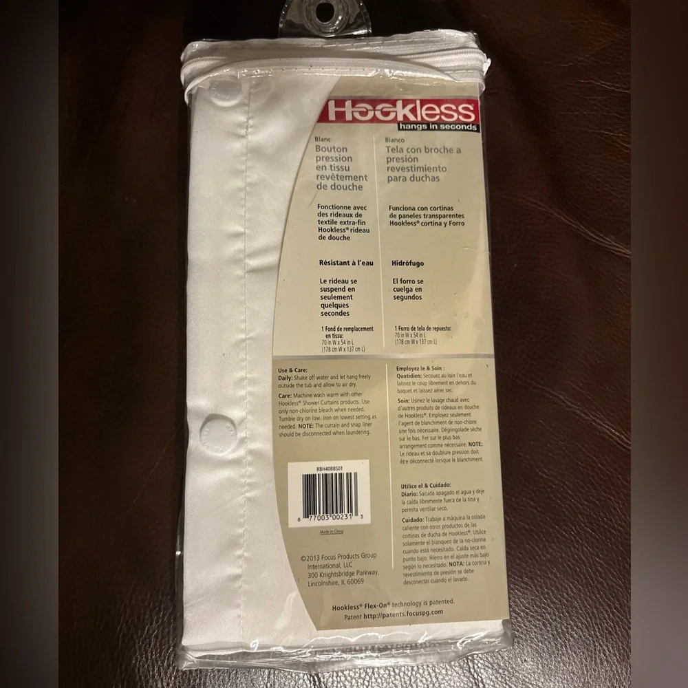 Hookless Shower Curtain Liner -  Hangs in Seconds Fabric Snap In Liner 70x54 - Picture 3 of 4